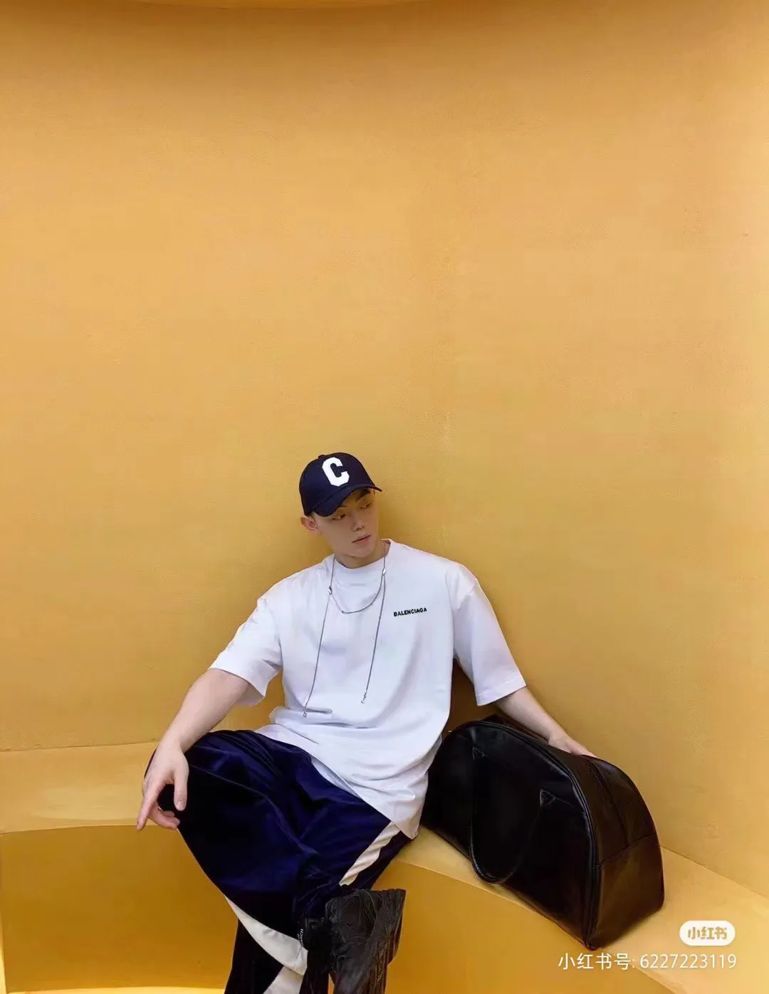 P80✨🔥 BALENCIAGA Paris lettering printed short-sleeved T-shirt, custom-woven and dyed 280g combed cotton heavyweight fabric, zero color difference in thread, perfect details, different from the current version on the market, welcome to compare, Same Style for men and women, must-sell in the picture above Color: White Black Size: 1 2 3 4